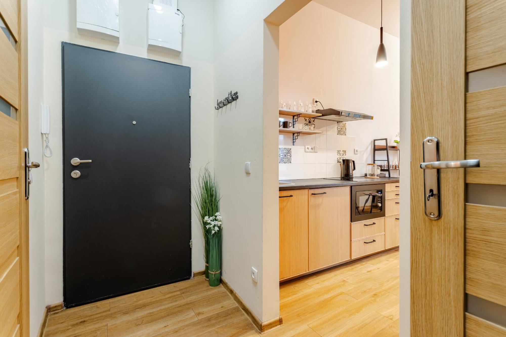 Apartament Fair Targi Dworzec Poznan Gasiorowskich المظهر الخارجي الصورة